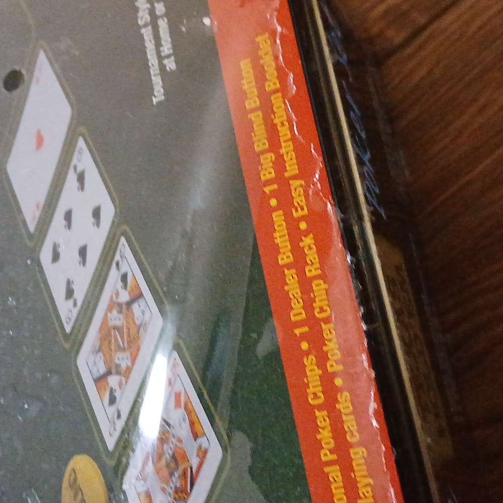 Poker‎ Set - Picture 4 of 8